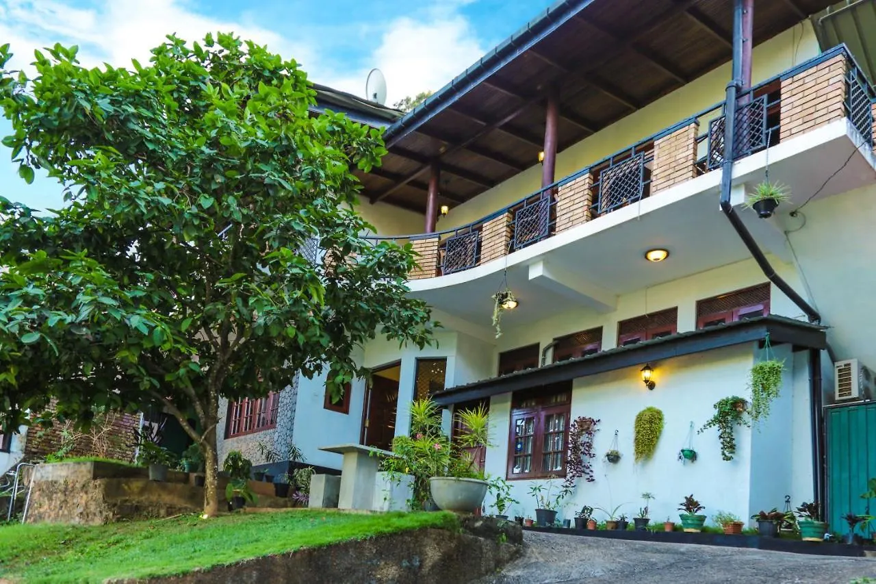 Kandyan Hideout Couette-café Kandy