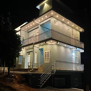 https://the-karlyle-homestay-vaduvanchal.kerala-hotels.net