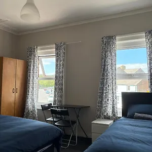 https://superb-triple-room-beside-croke-park-1.dublin-hotelsweb.com