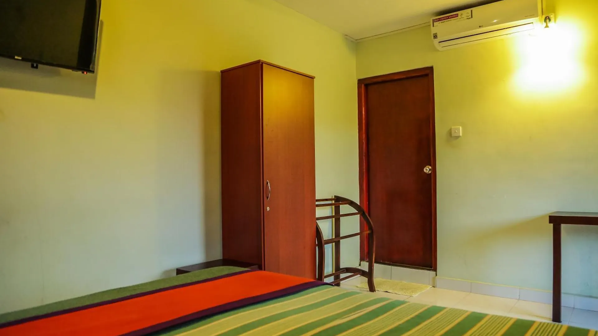 Bed & Breakfast Kandyan Hideout